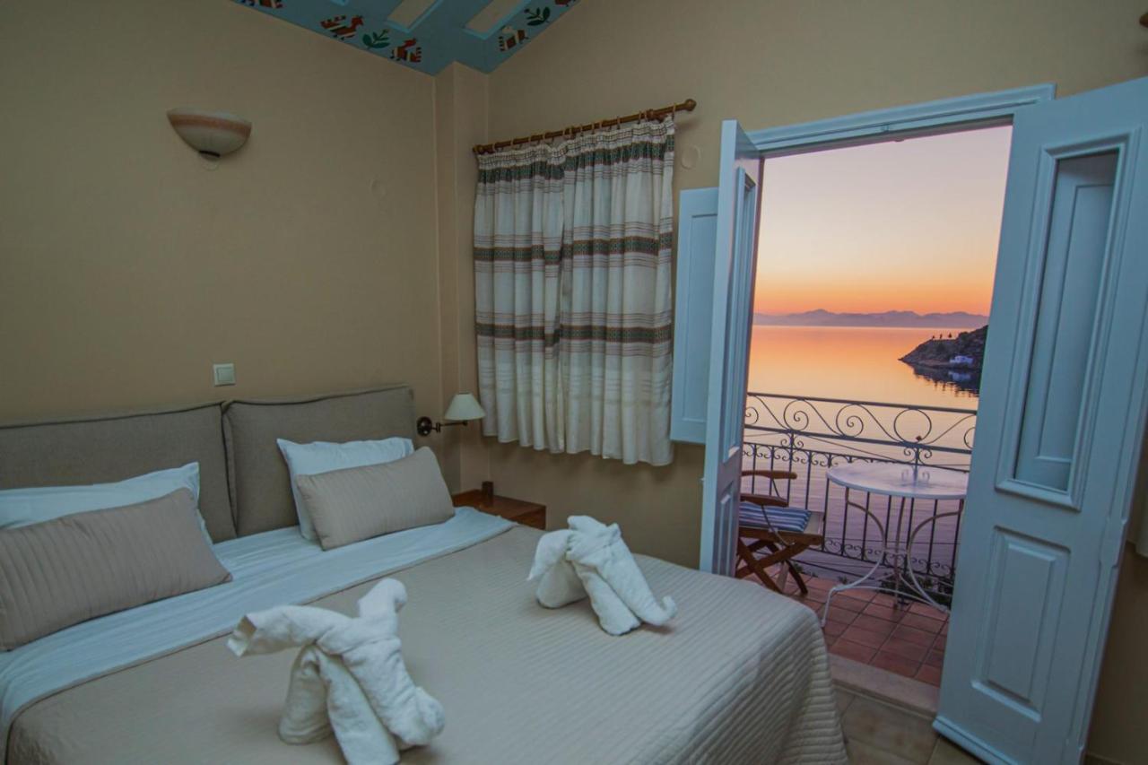 سيمي Niriides Hotel Apartments المظهر الخارجي الصورة