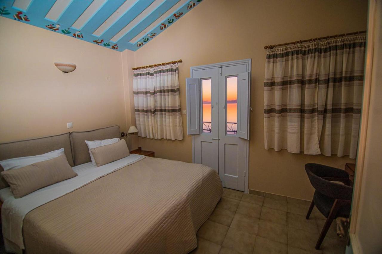 سيمي Niriides Hotel Apartments المظهر الخارجي الصورة